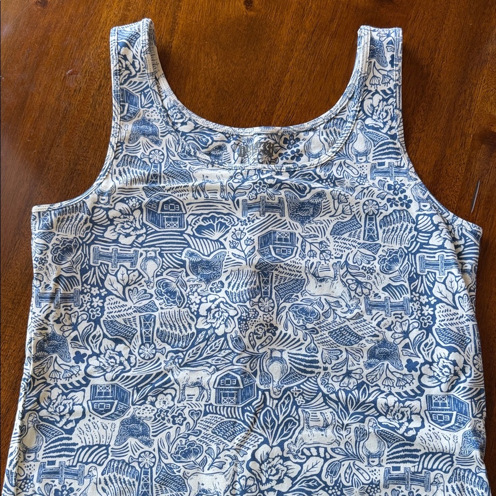 Duluth Trading Co Blue and White Printed Tank Top